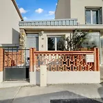 Charmante Maisonette Avec Jardin 아파트 *