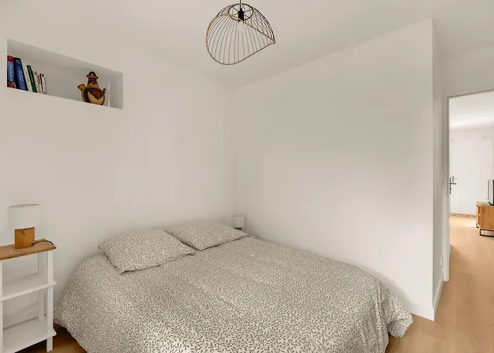 Charmante Maisonette Avec Jardin *