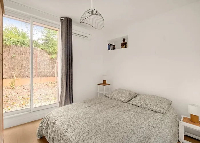 Апартаменты Charmante Maisonette Avec Jardin Тулуза